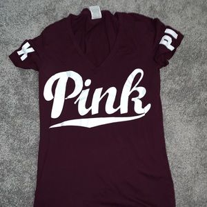 Burgundy pink t shirt